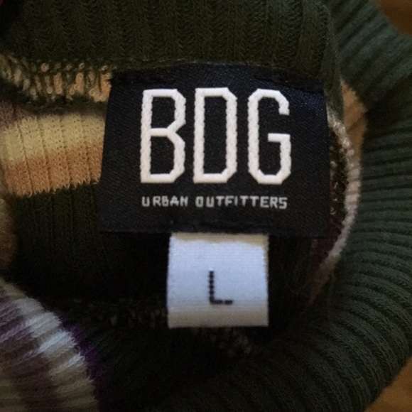 Urban outfitters striped turtleneck - Picture 3 of 3